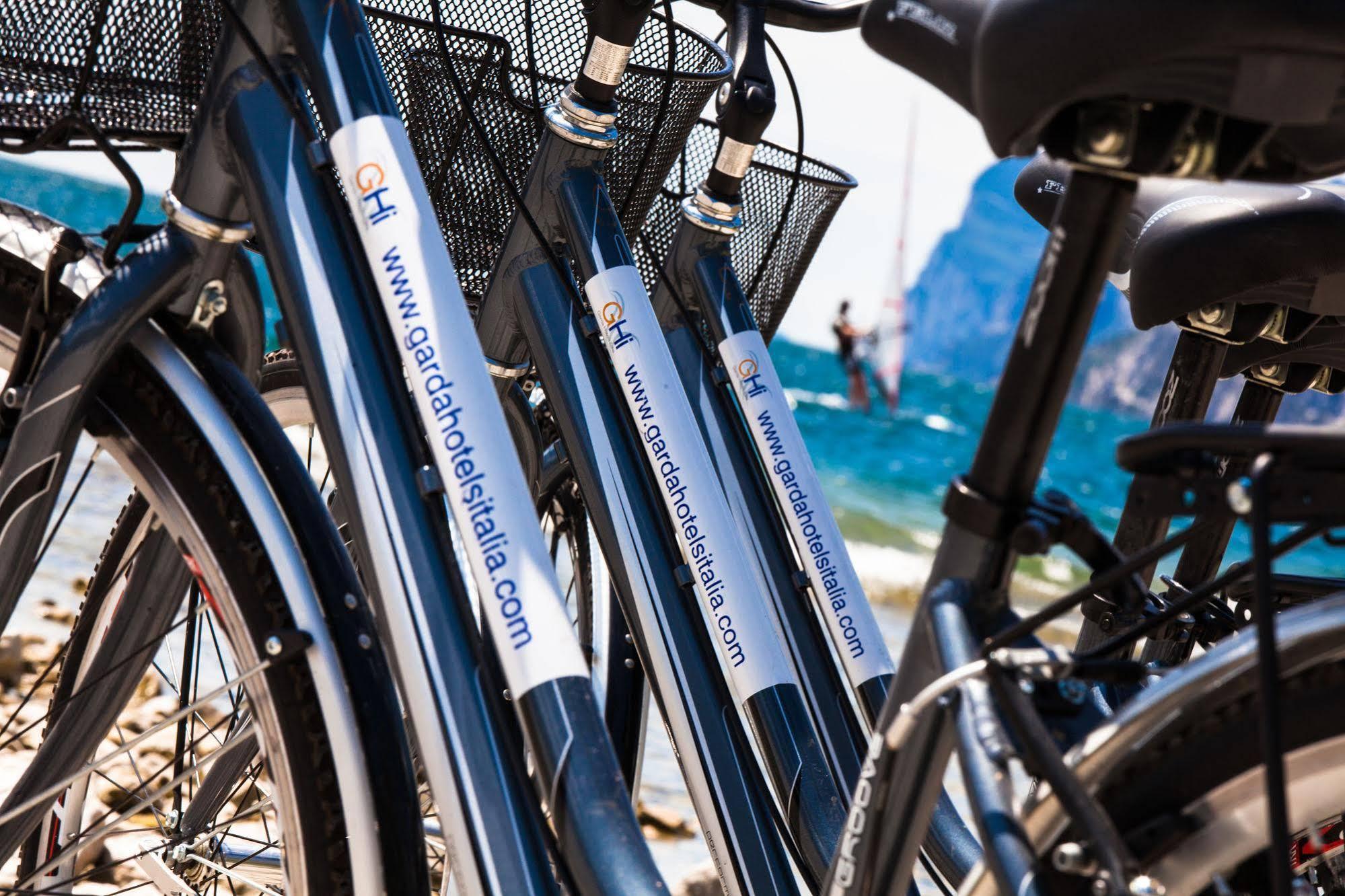 Hotel Lido Blu - Surf & Bike Torbole Sul Garda Exterior foto