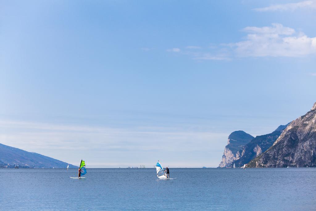 Hotel Lido Blu - Surf & Bike Torbole Sul Garda Exterior foto