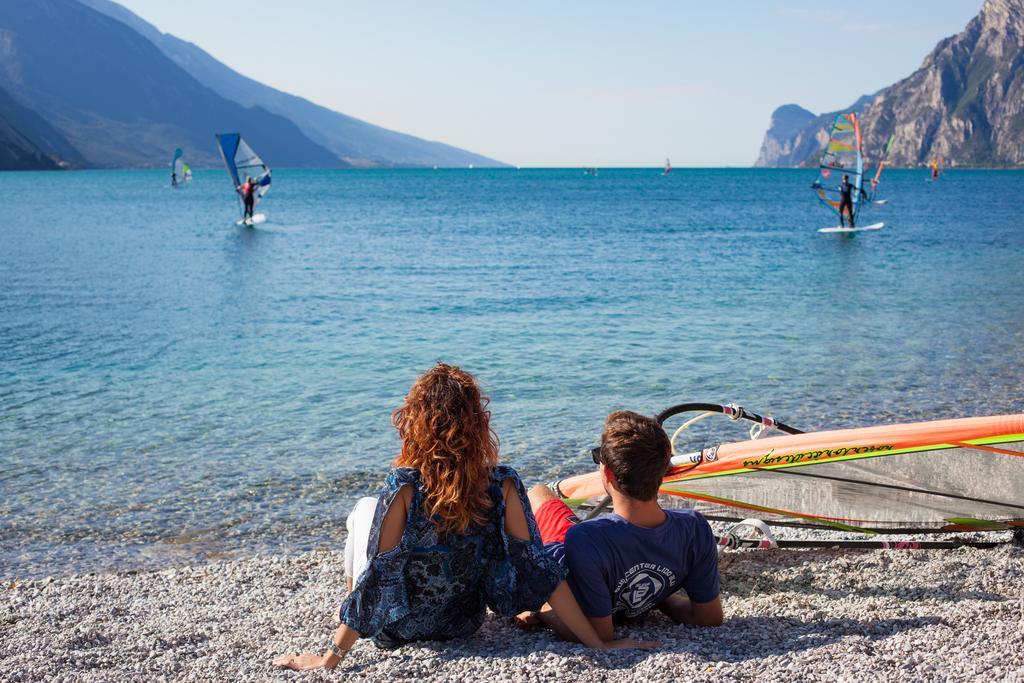 Hotel Lido Blu - Surf & Bike Torbole Sul Garda Exterior foto