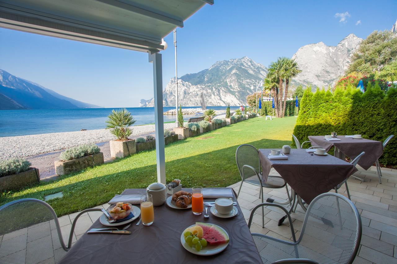 Hotel Lido Blu - Surf & Bike Torbole Sul Garda Exterior foto